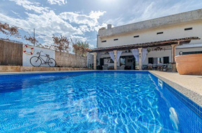 YourHouse Es Puig, quiet villa with private pool